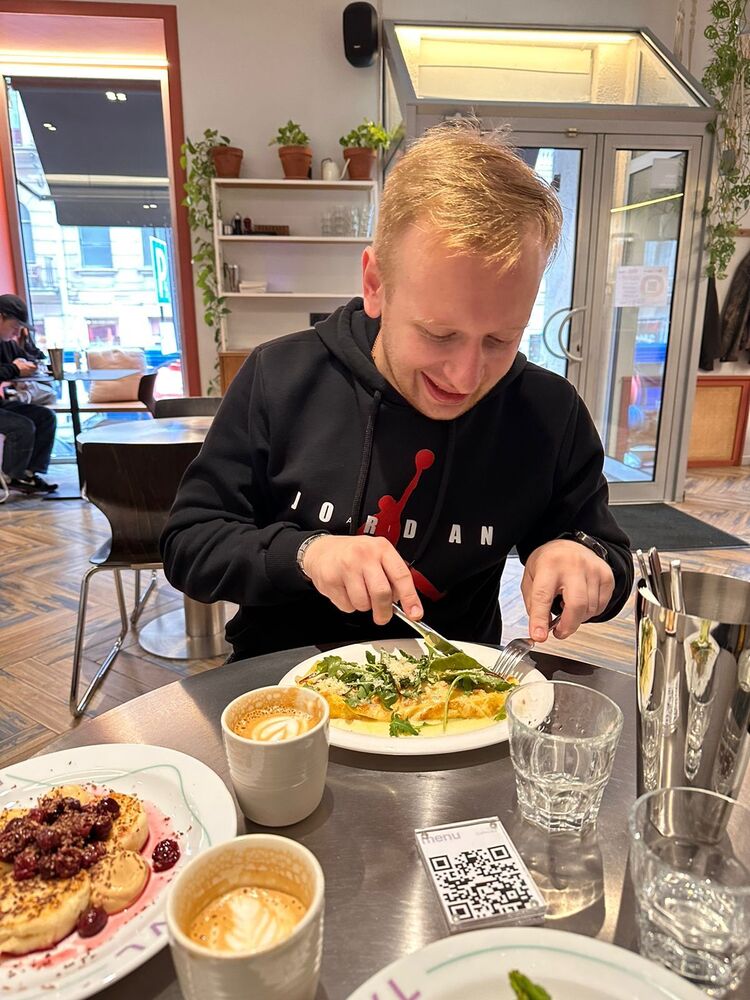  54174593  , 31 ,    -