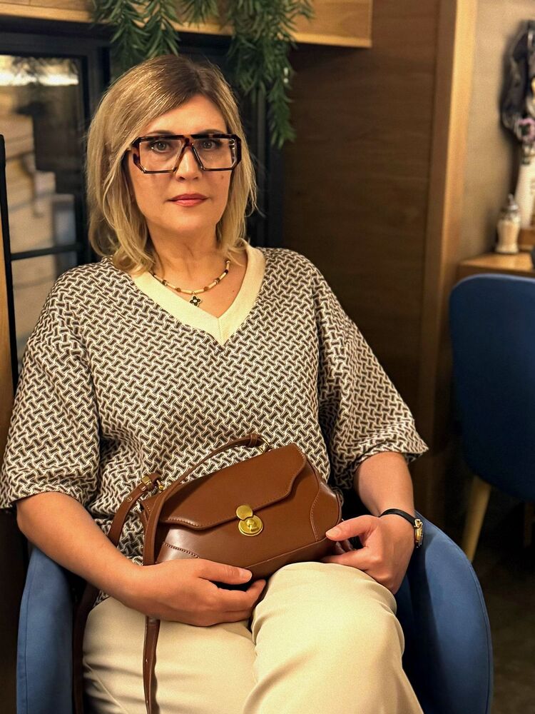  ,   , 53 ,   c 
