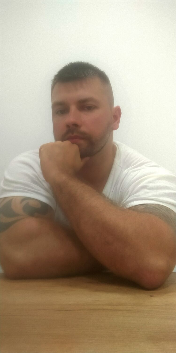  47422173  , 32 ,    