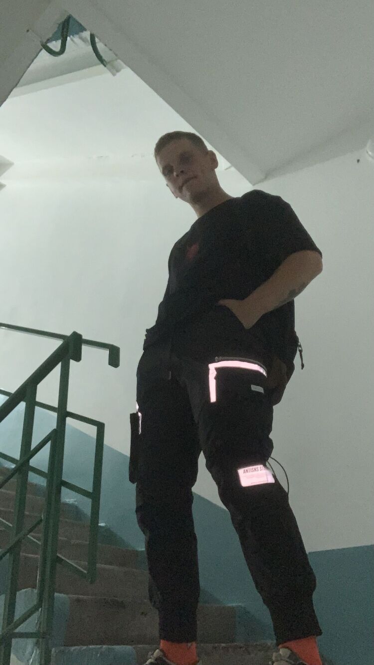  36538453  , 21 ,    
