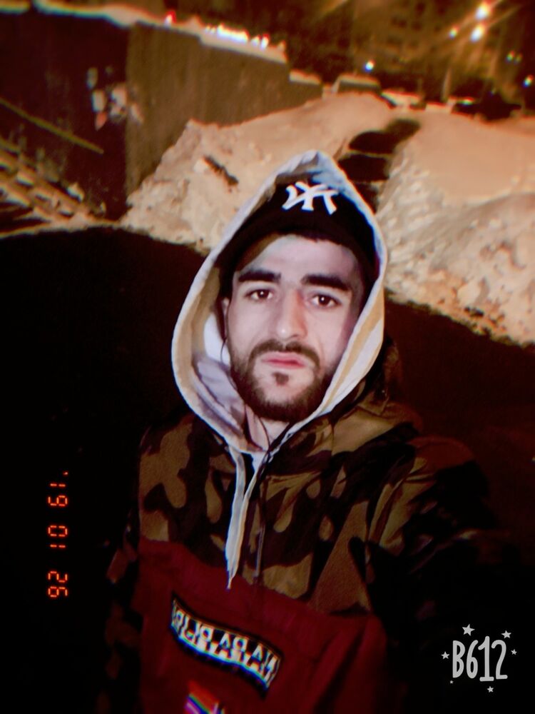  15031183  Farhod, 31 ,    
