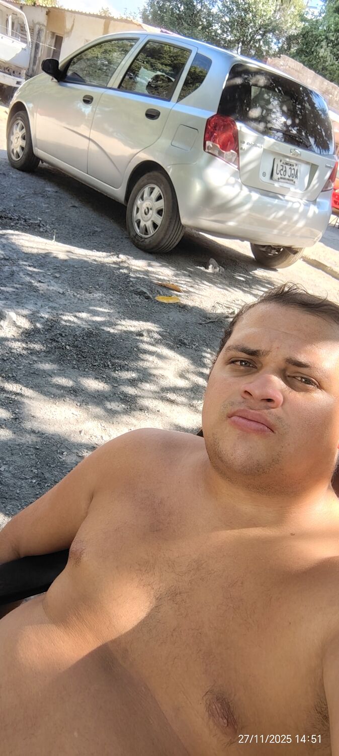  54701623  Orlando, 27 ,    