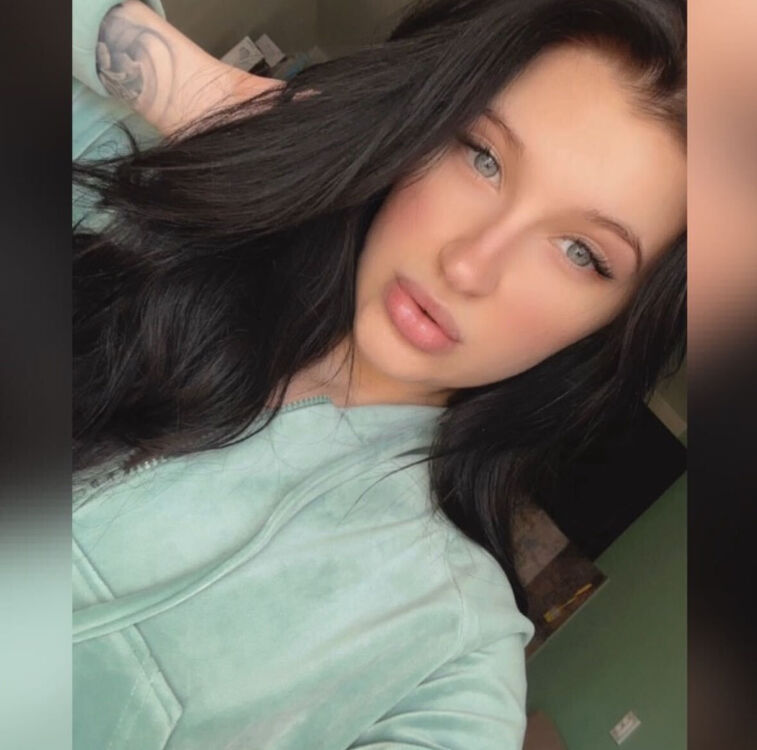  39618143  Ana, 24 ,    -