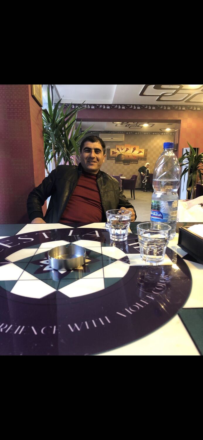  ,   Alik, 38 ,   ,   