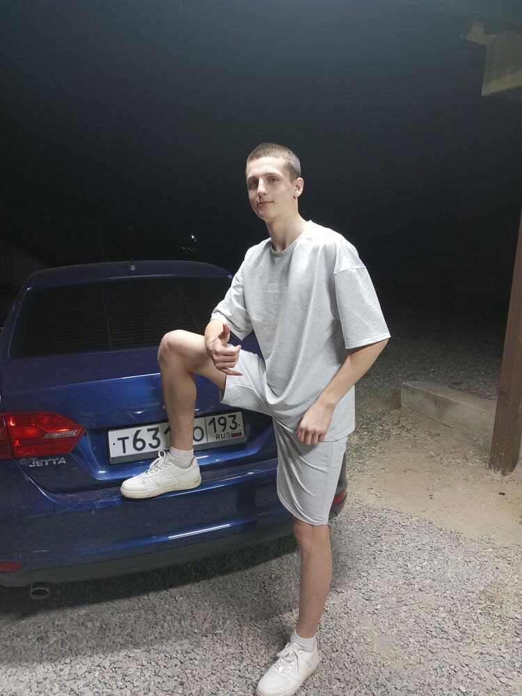  43368243  , 19 ,    