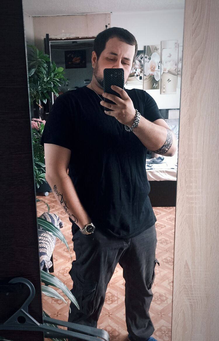  ,   Nikita, 31 ,   ,   , c 
