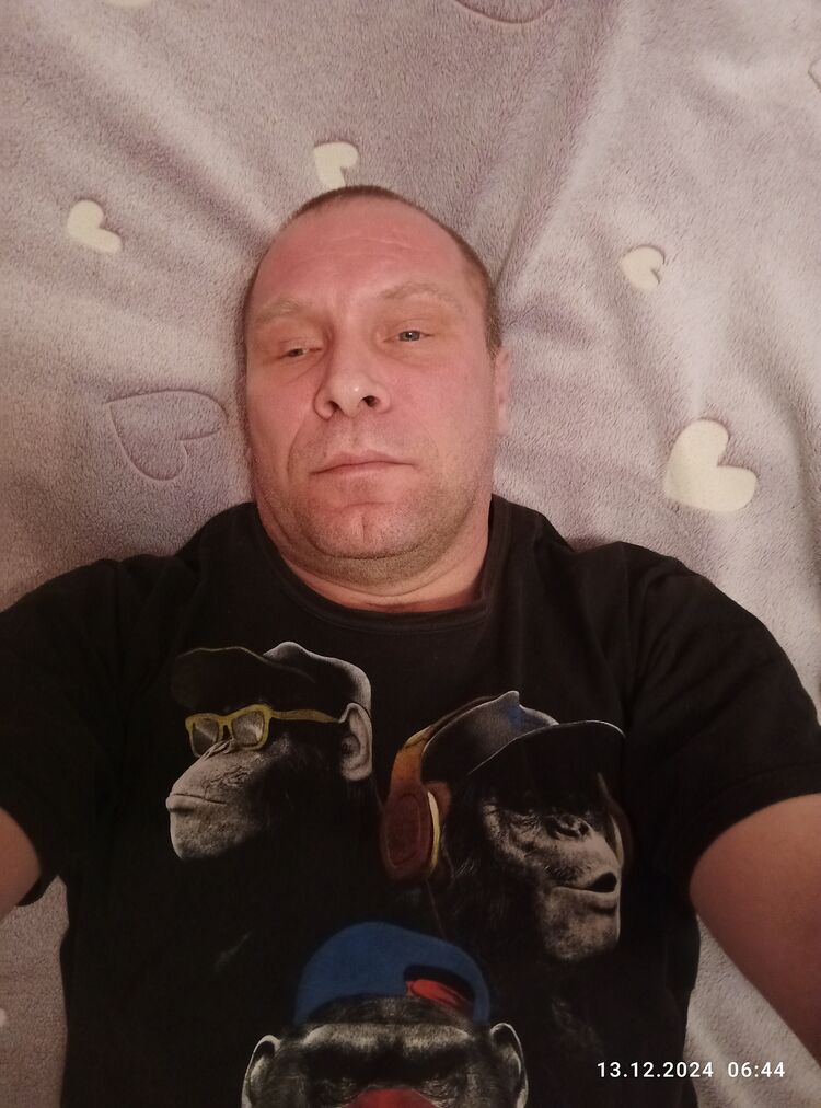  48403843  , 41 ,    