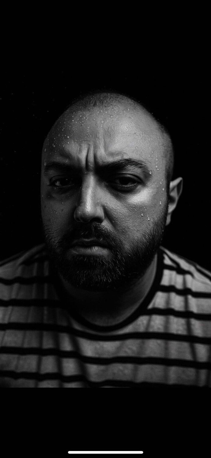  52406183  Ugur, 35 ,    