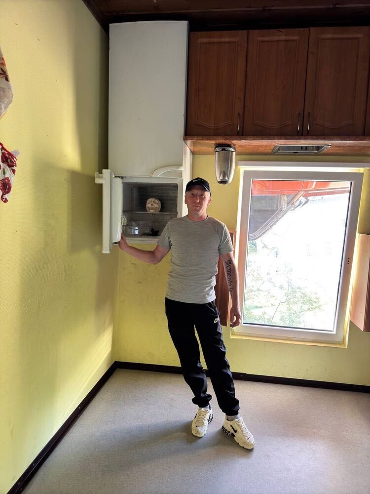  45224803  , 40 ,    -