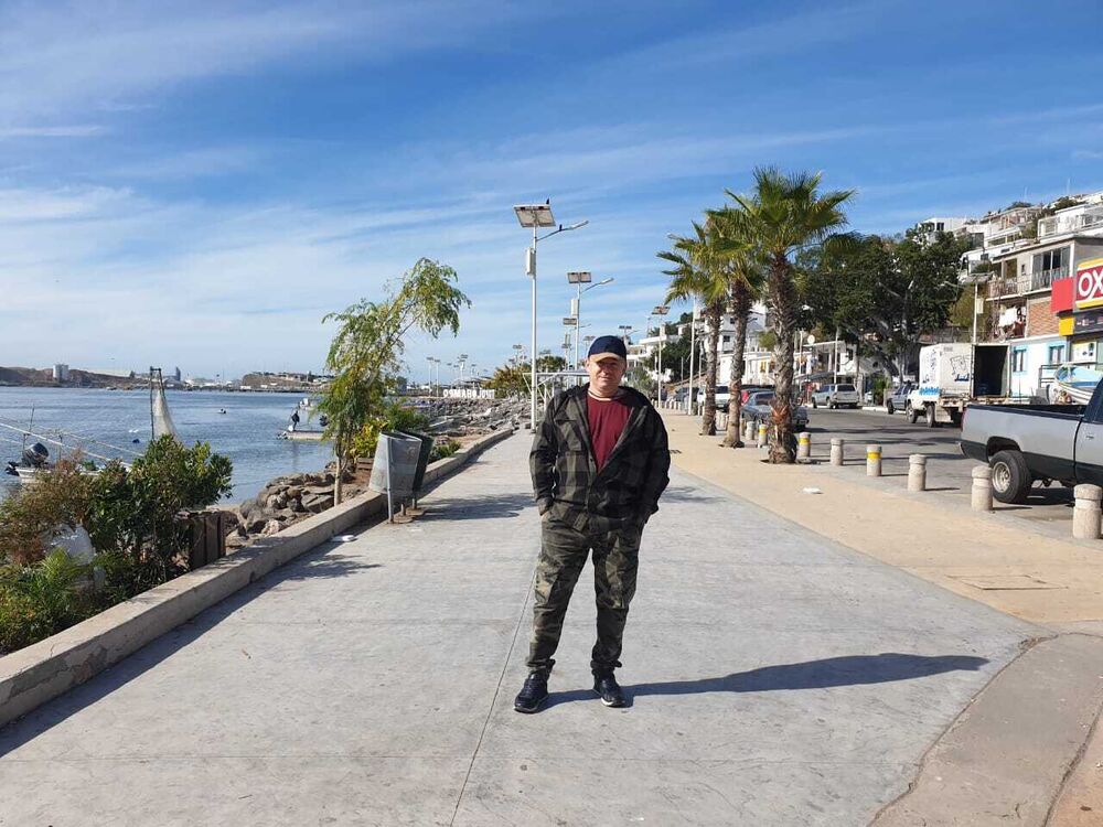  ,   Andrey, 50 ,   ,   