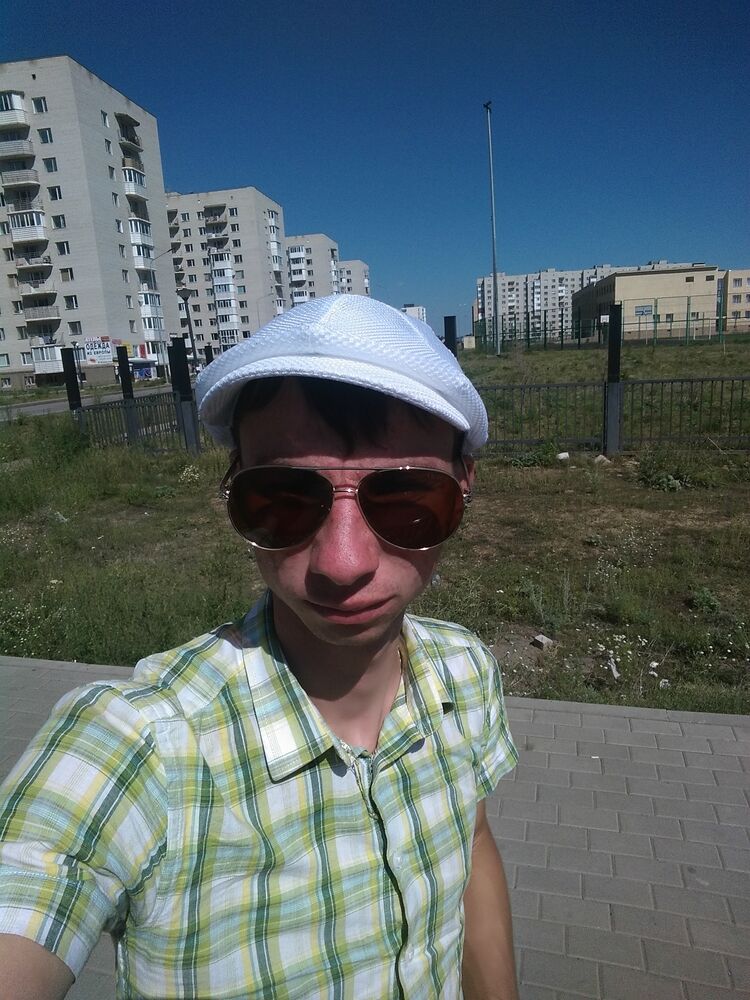  ,   Azat, 31 ,   ,   