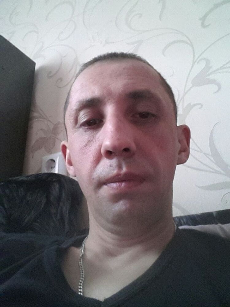  9661533  Nikolay, 52 ,    