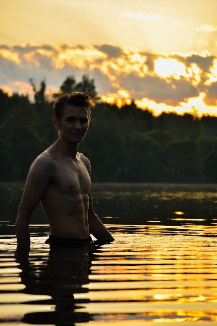  31569073  Aleksey, 32 ,    -