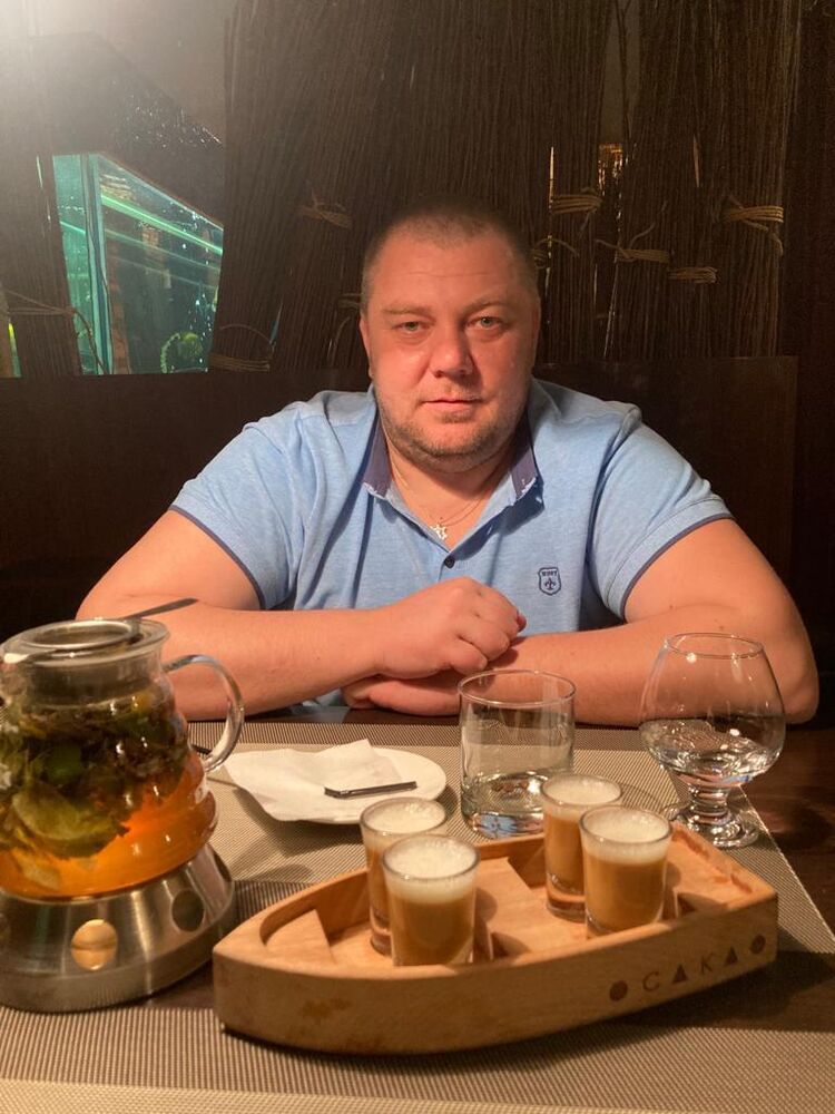  36675683  Artem, 42 ,    