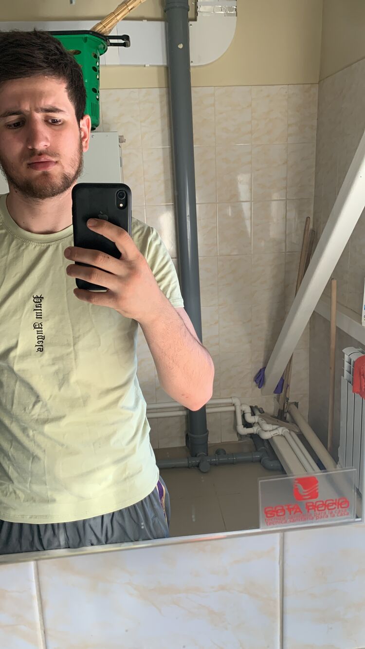  33743573  , 24 ,    -