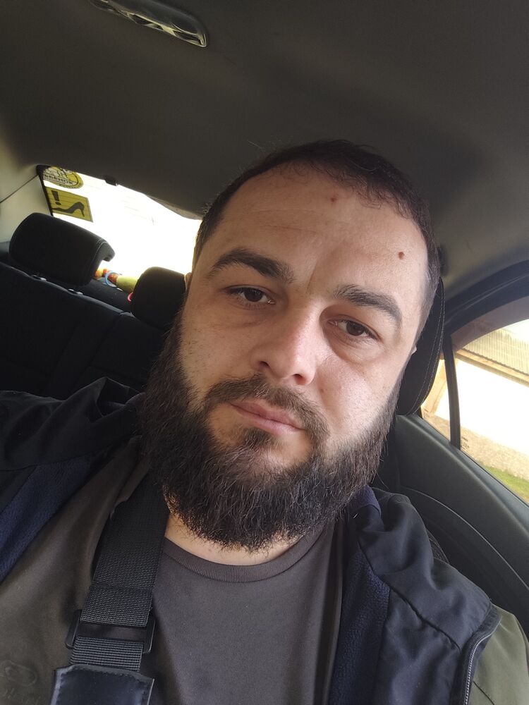  54548663  Adam, 35 ,    