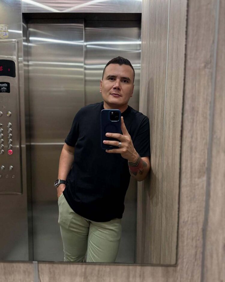  50974673  , 37 ,    