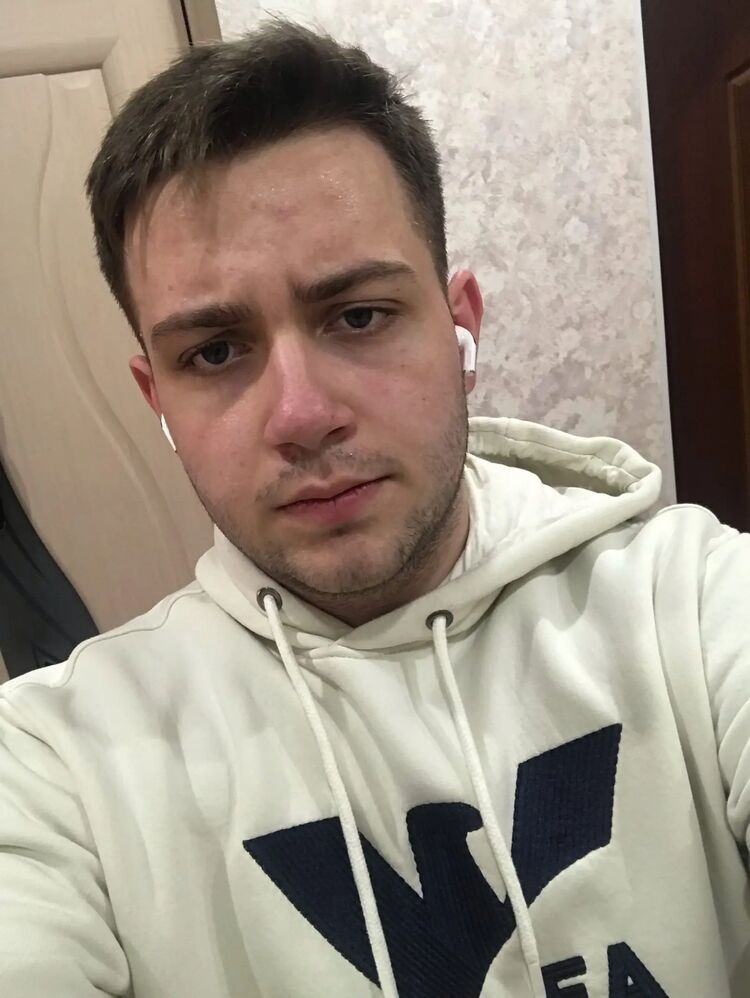  34631953  , 22 ,    