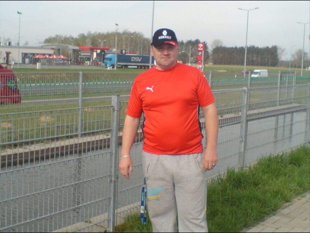  9796683  DZMITRY, 47 ,    