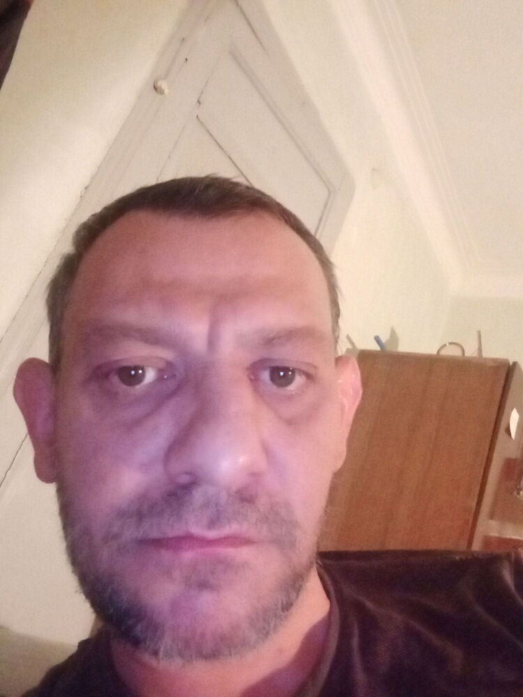  ,   Kiril, 44 ,   ,   