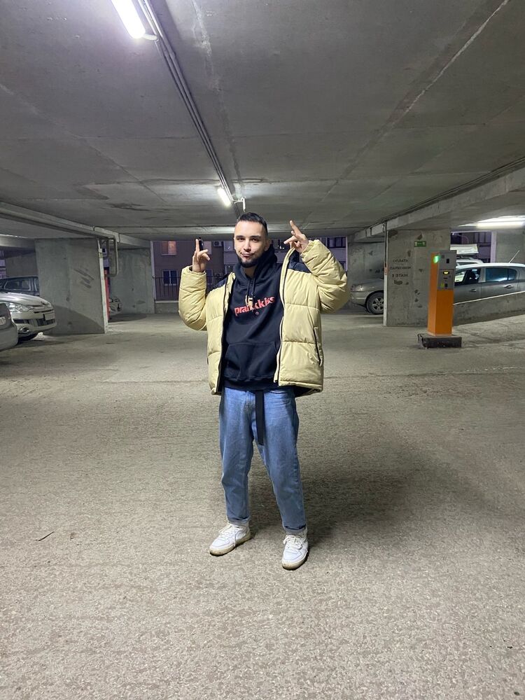  47203323  Aezakmi, 23 ,    
