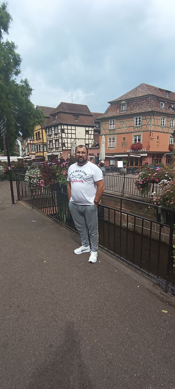  46014843  Bakhman, 43 ,    Schwetzingen