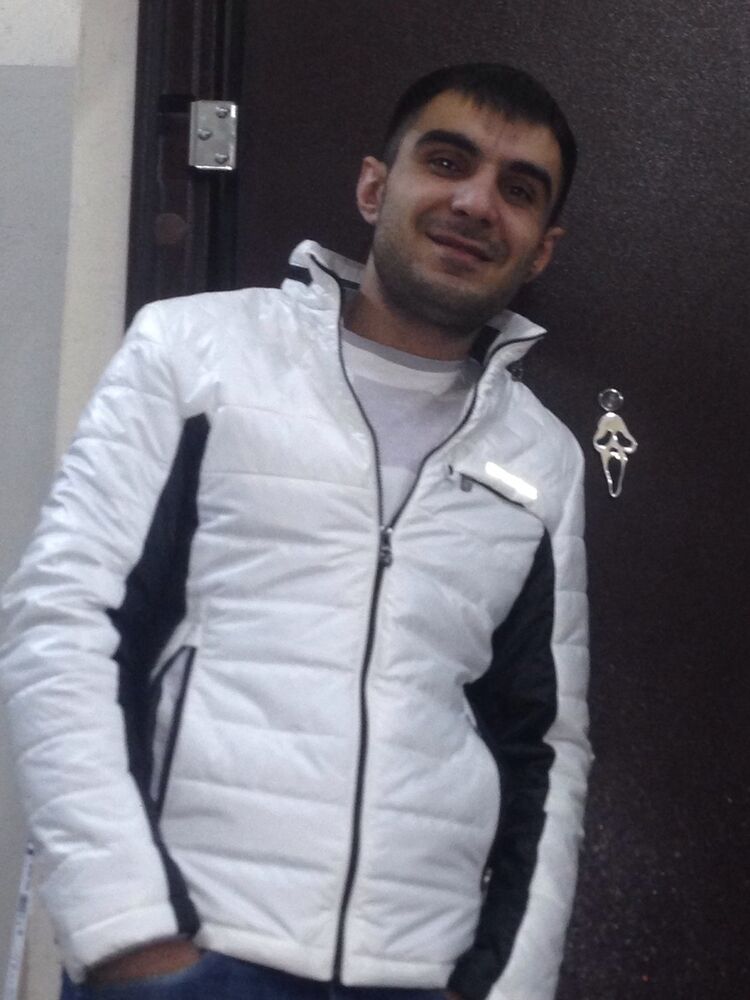  4338133  Vahe, 38 ,    