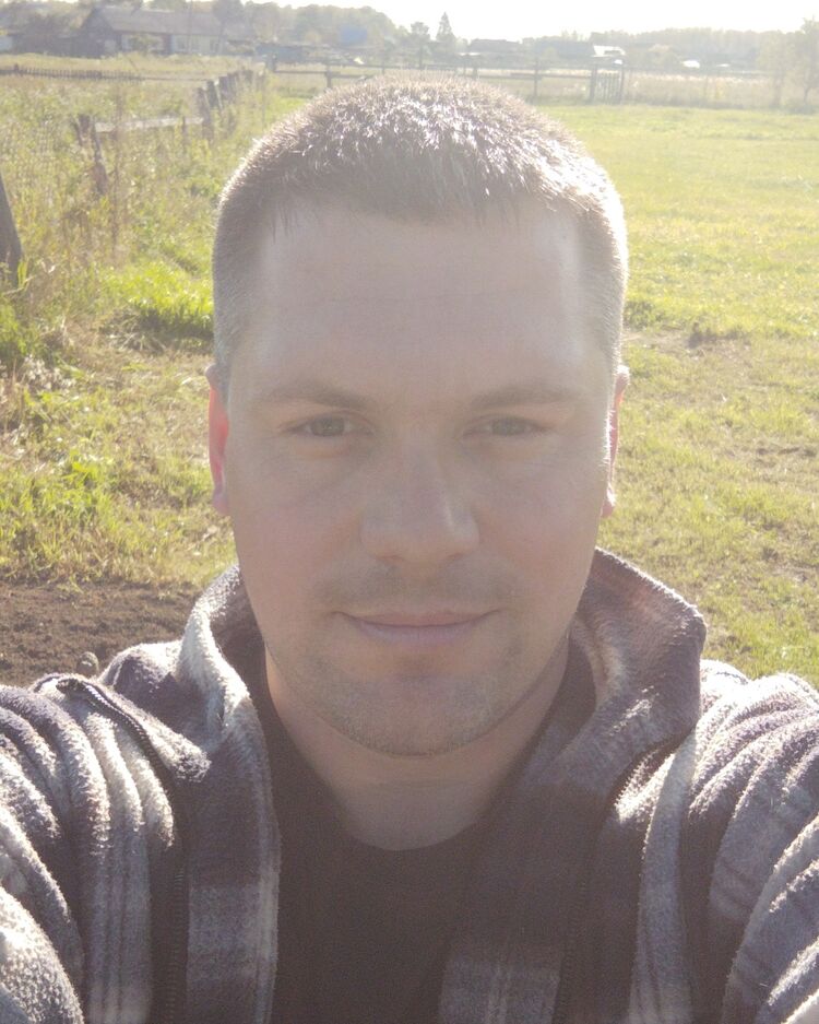  ,   Georgy, 34 ,     , c 