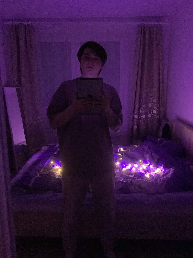  28138573  , 26 ,    