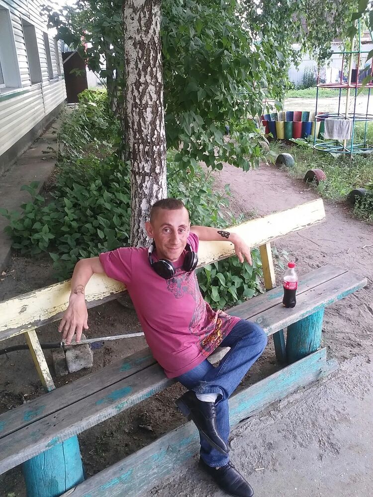  28874593  Elshan, 40 ,    