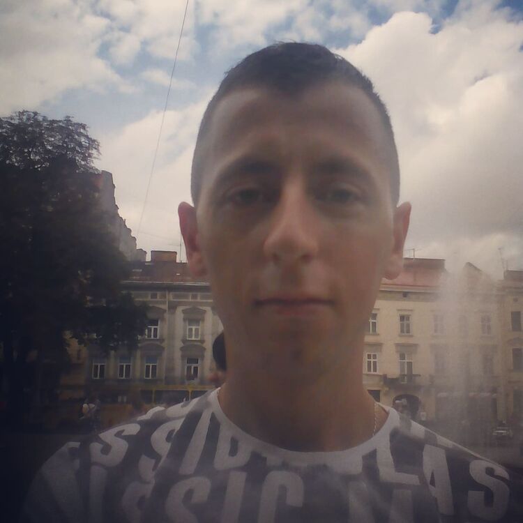  24651403  Vasyl, 34 ,    