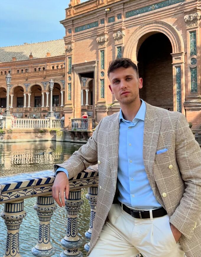  54415263  , 34 ,    -