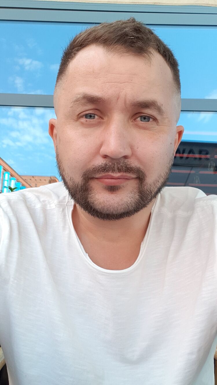  52201993  , 41 ,    