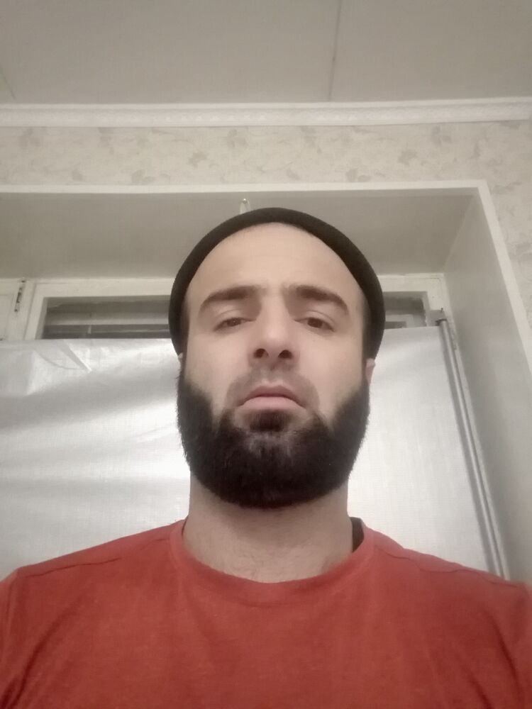  30927543  , 37 ,    -