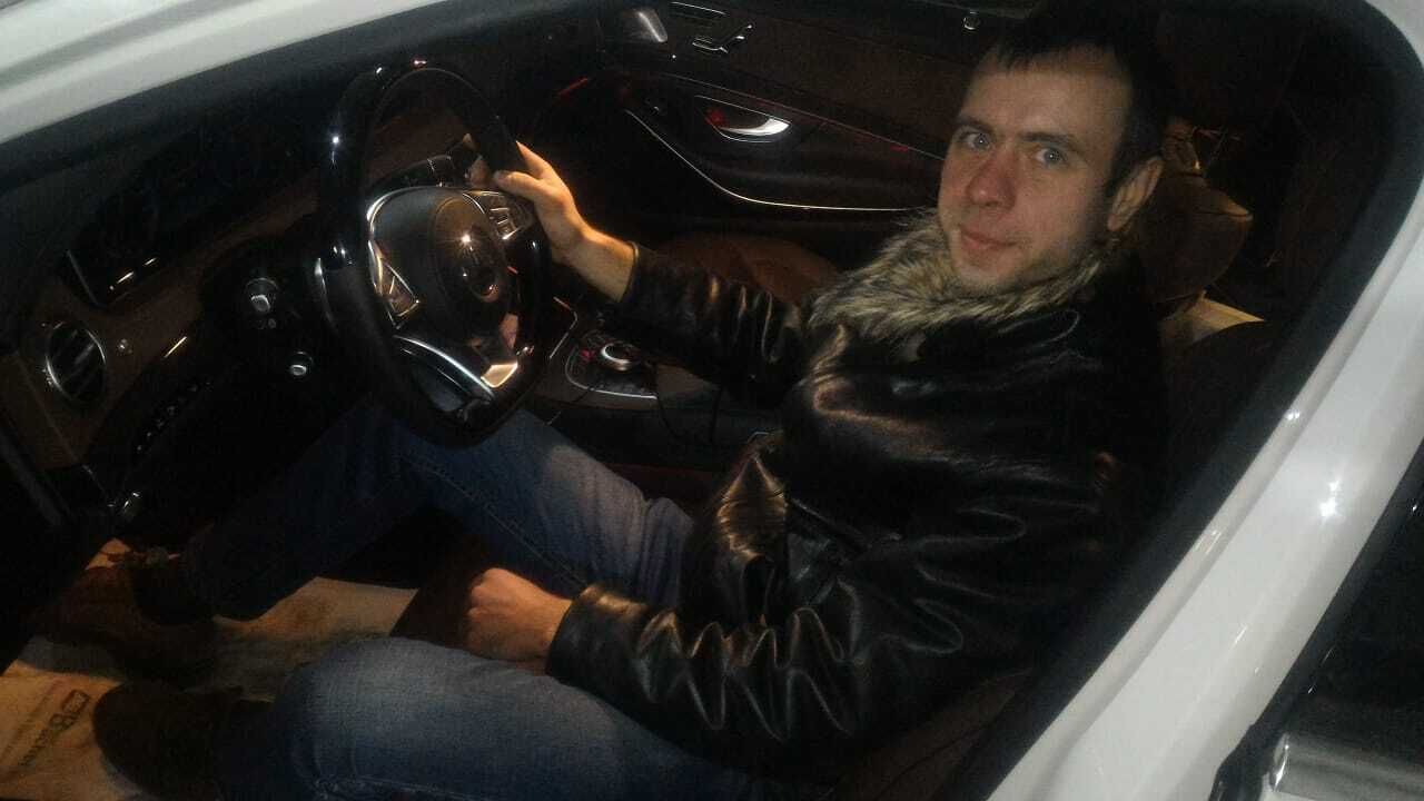  41032843  , 41 ,    