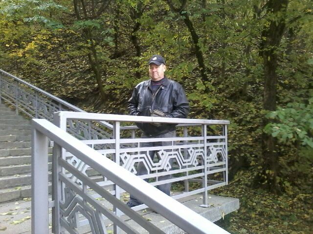  24894523  Slava Slava, 68 ,    