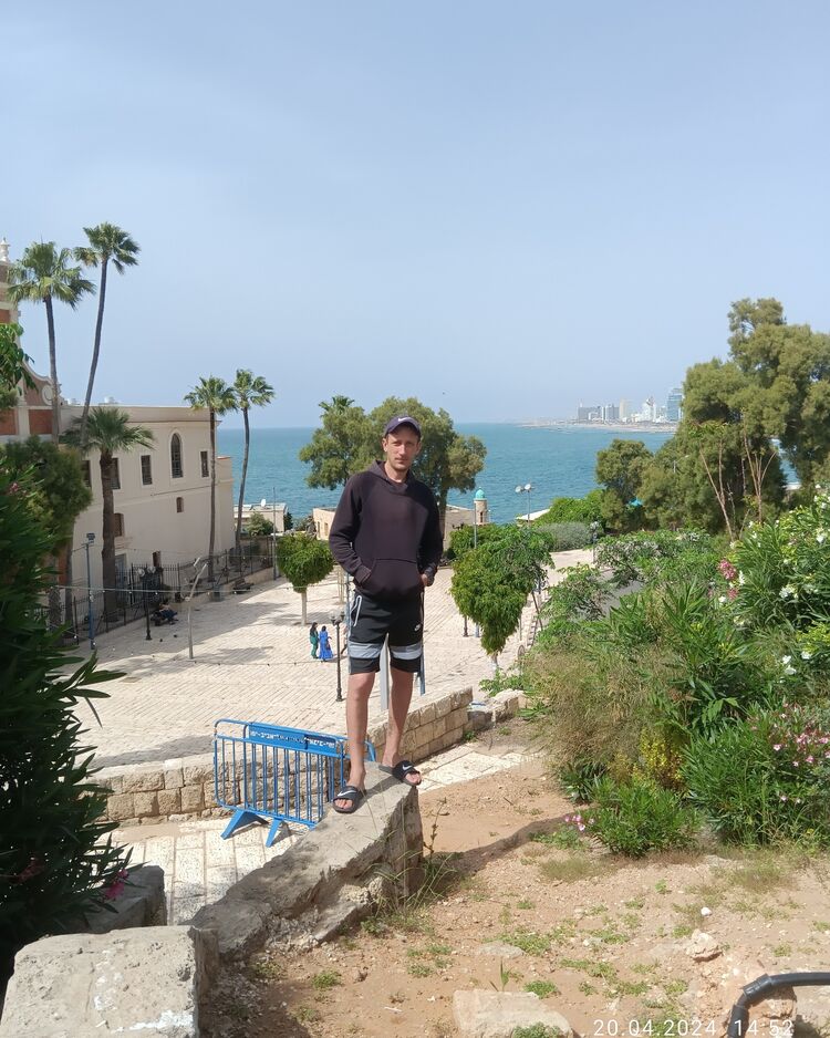  42856893  , 35 ,    Tel Aviv-Yafo