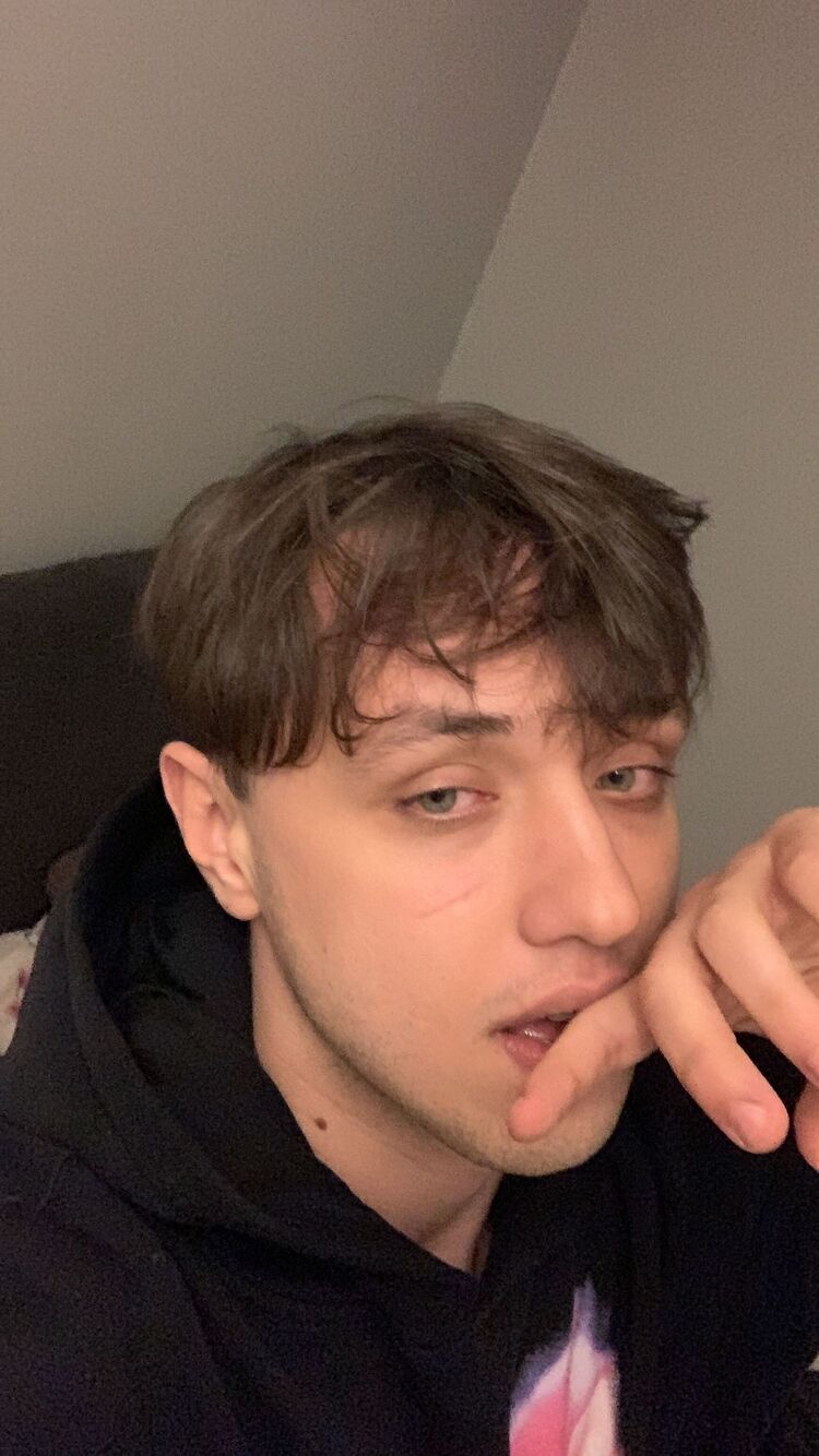  46910933  Rokiblunt, 25 ,    