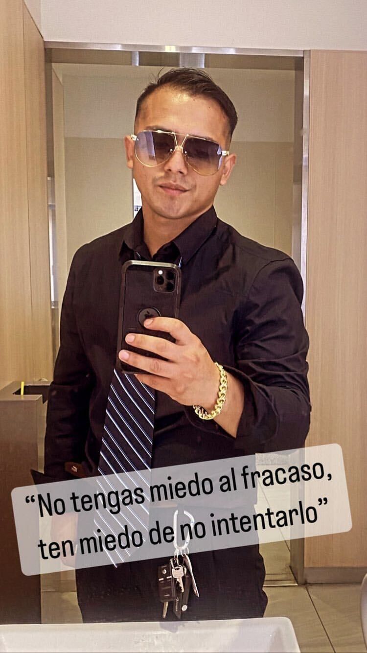  ,   Mark, 30 ,   ,   