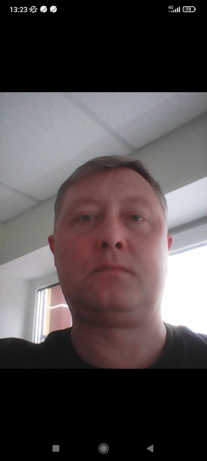  31001163  Andrey, 49 ,    