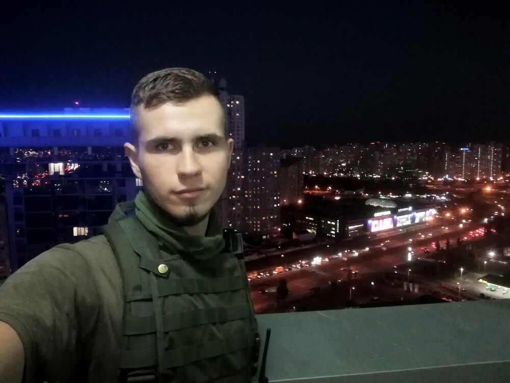  17424053  Maksumov, 27 ,    
