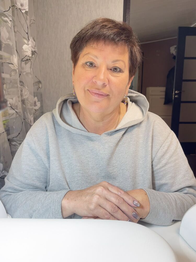  38949113  Irina, 59 ,    