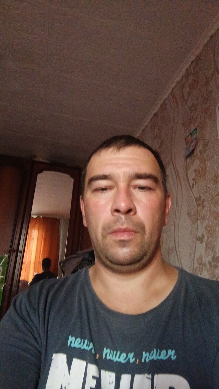  44945013  , 37 ,    
