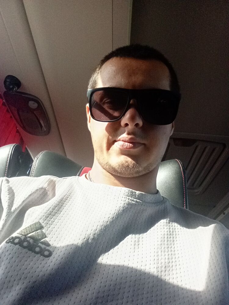  49814053  , 27 ,    -