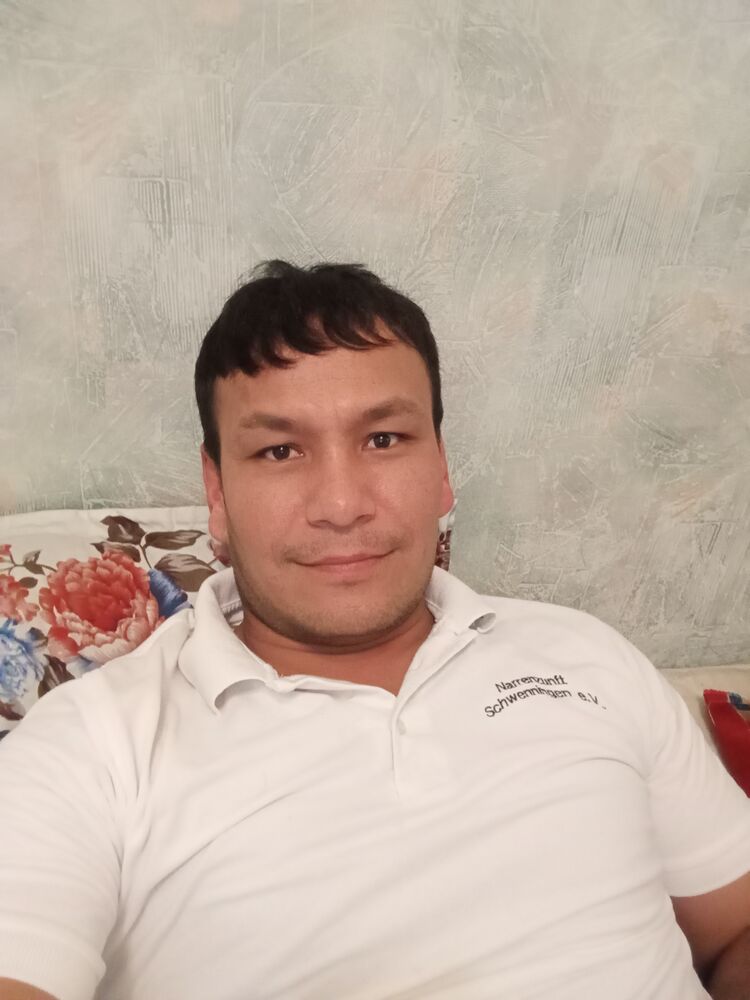  52848833  Nozimjon, 35 ,    