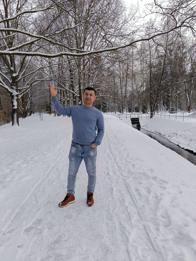  Ostrowiec Swietokrzyski,   Murodjon, 38 ,   ,   