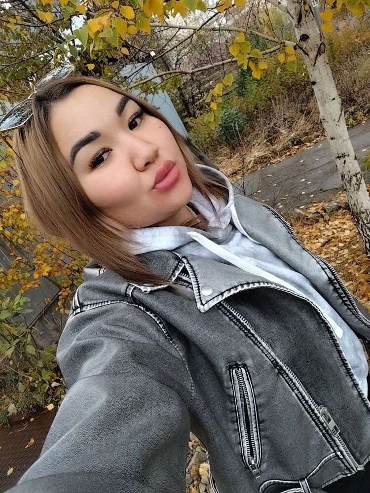  ,   Madina, 27 ,   ,   