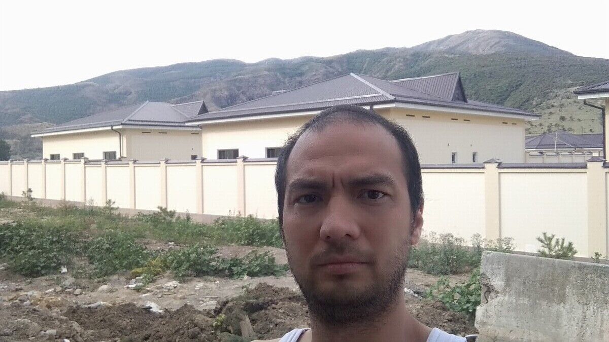  ,   Zokirjon, 39 ,   ,   , c 