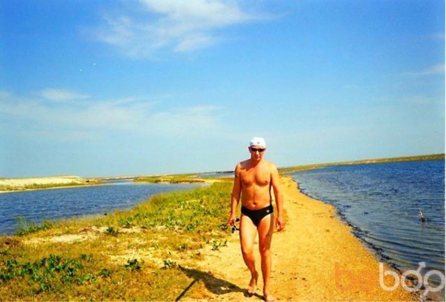  ,   Vadim, 58 ,  