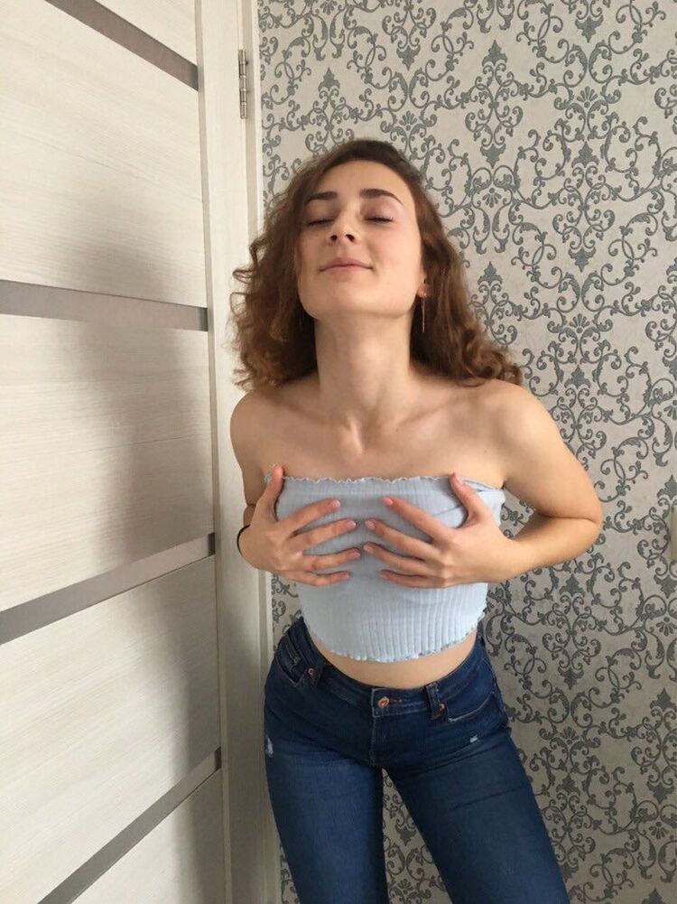 43915323  , 23 ,    